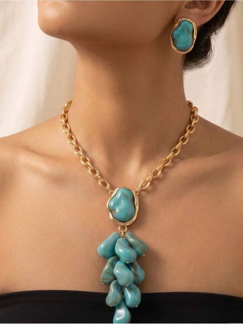 Gold Chain Necklace and Stud Earrings Set with Turquoise Resin Accents